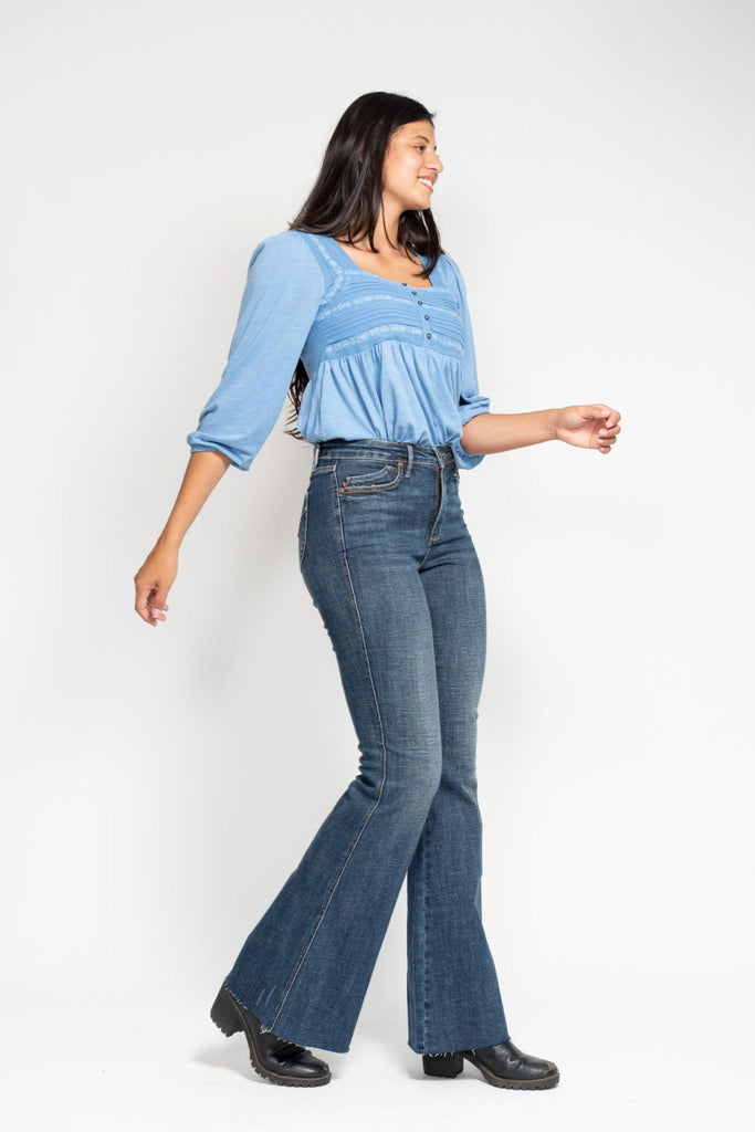 Judy Blue Shield Pocket Flare Jeans