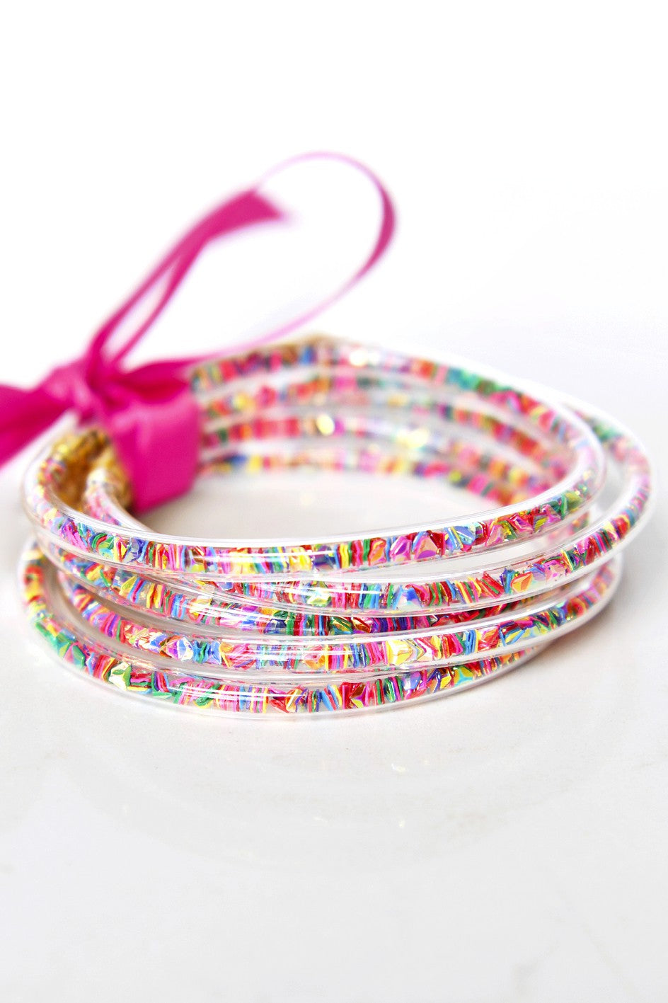 Amazon.com: 50 Pcs Silicone Jelly Bracelets Assorted Colors Neon Bracelets  Retro Bracelets Bands for 80s Party Favors for Women Girls  Kids(Black,Purple,Pink,Yellow,Blue) : Toys & Games
