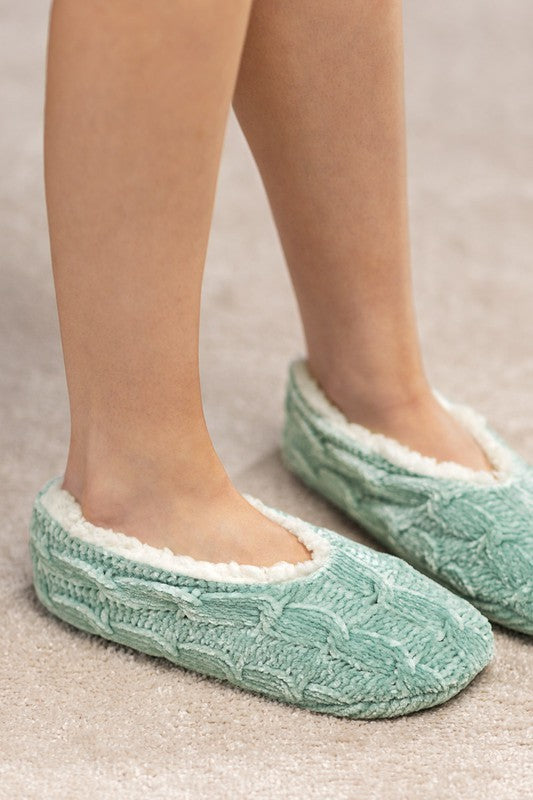 Chenille Cable Knit Slippers