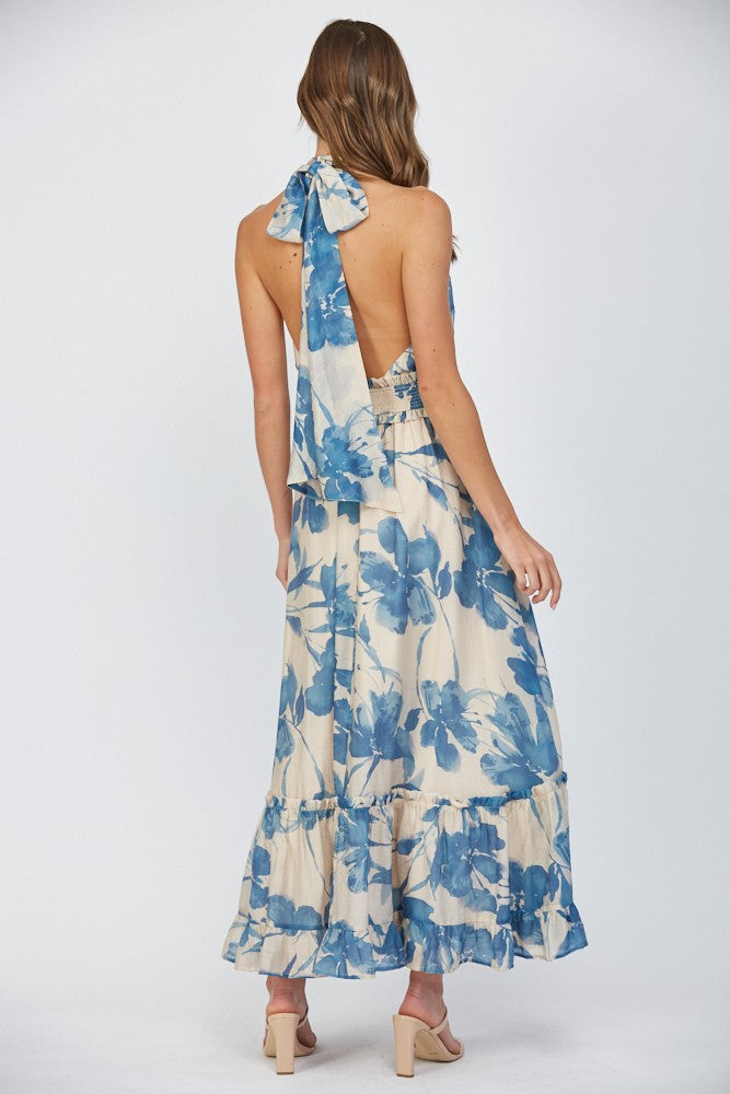 FATE Bold Floral Print Halter Maxi Dress in Cream/Blue M FATE Bold Floral Print Halter Maxi Dress in Cream/Blue M